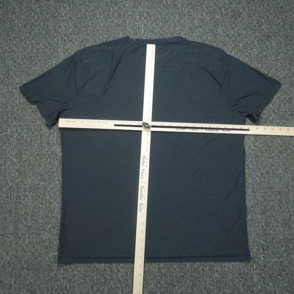 Vuori Shirt Mens Extra Large Blue Strato Tech Short Sleeve Lightweight - Picture 4 of 7